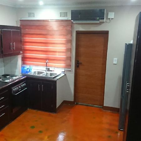 מרלות' פארק Svh Bush Lodge מראה חיצוני תמונה