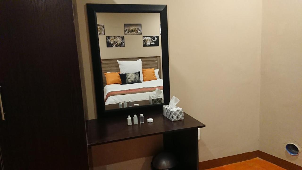 מרלות' פארק Svh Bush Lodge מראה חיצוני תמונה