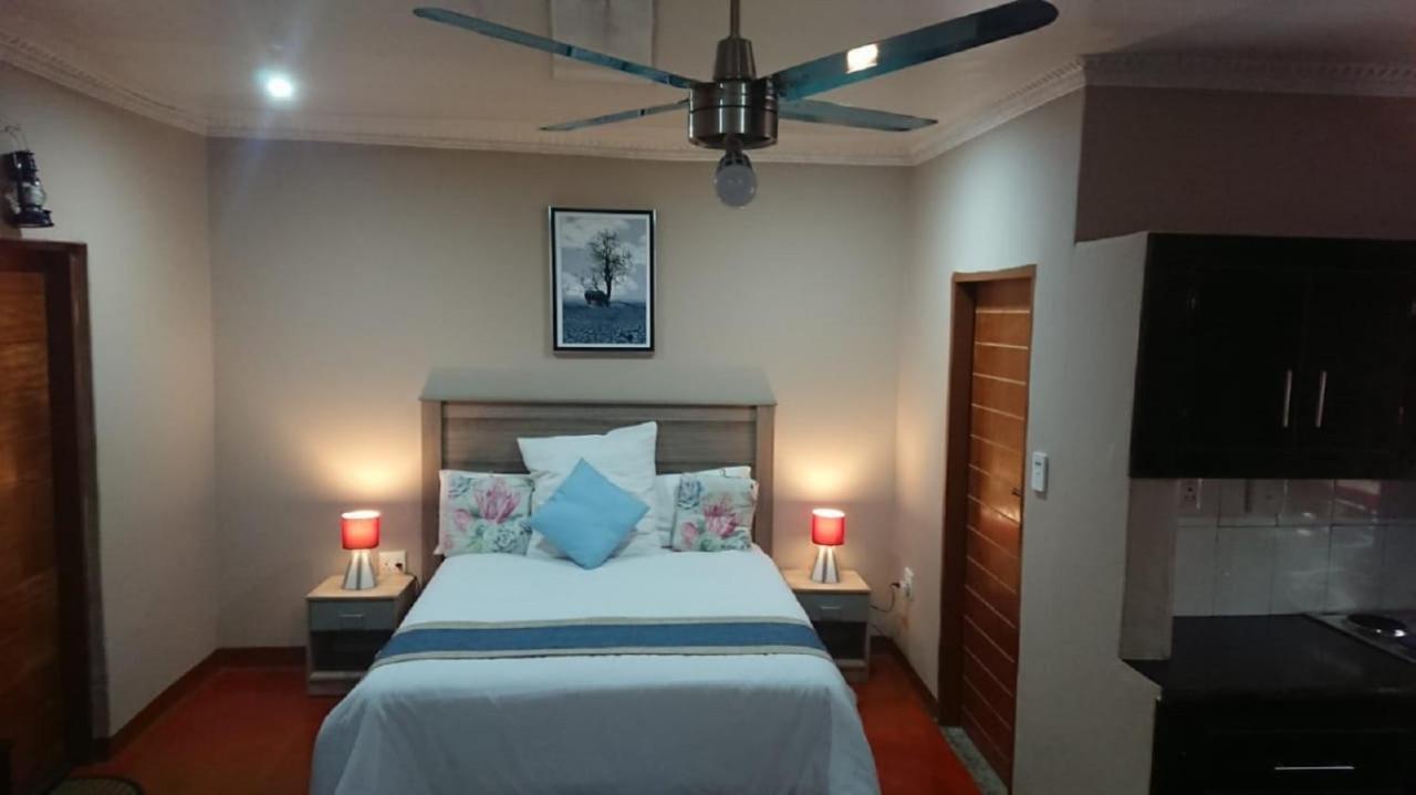 מרלות' פארק Svh Bush Lodge מראה חיצוני תמונה